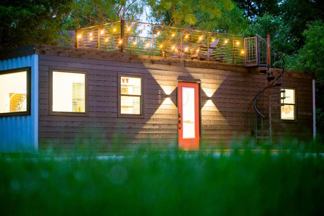 The Merlot House-Container Home 12 Min To Magnolia Bellmead Kültér fotó